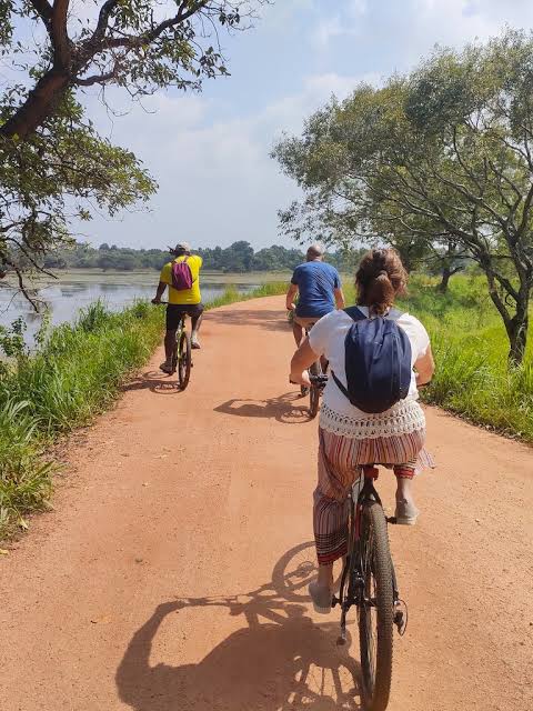 Habarana Cycling Tour – photo 4