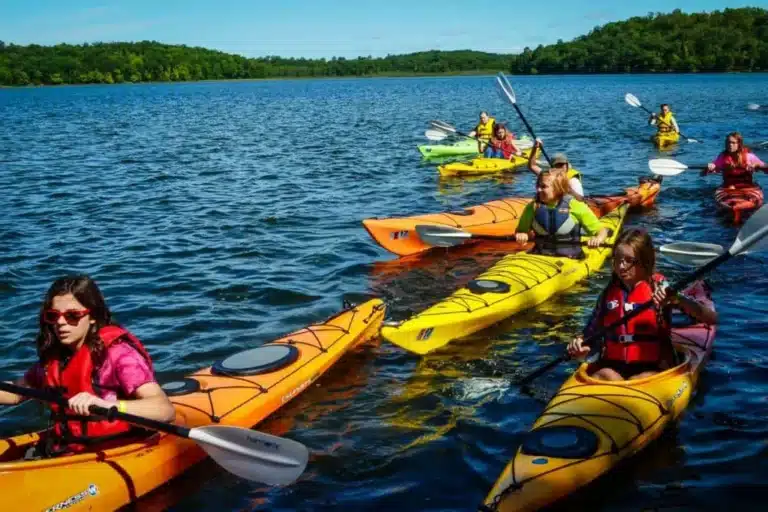 Kayaking Samanalawewa Lake Tour